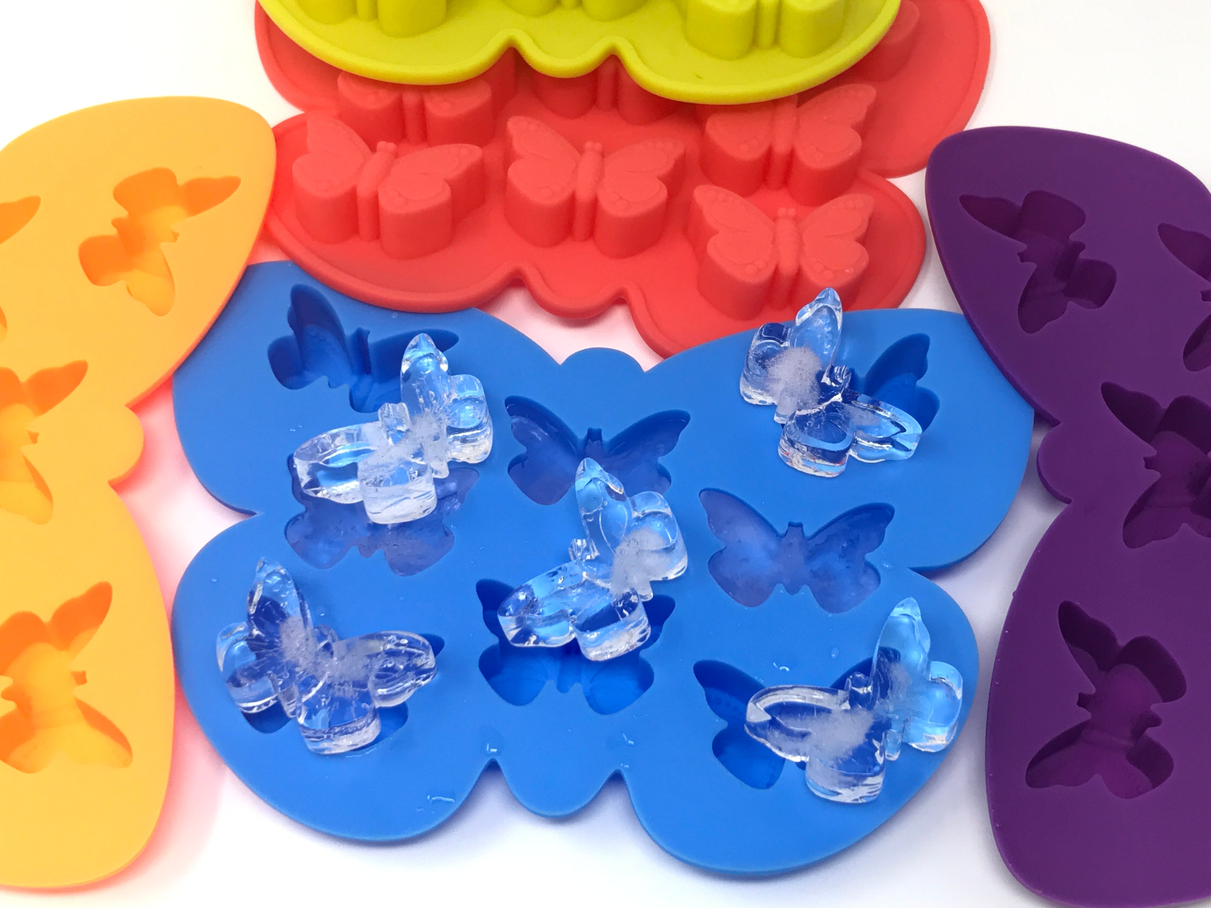 Tadonyny Mini Butterfly Silicone Molds for Chocolate Gummy Candy, Butterfly  Mint Molds Ice Cube Molds with Scraper (butterfly)